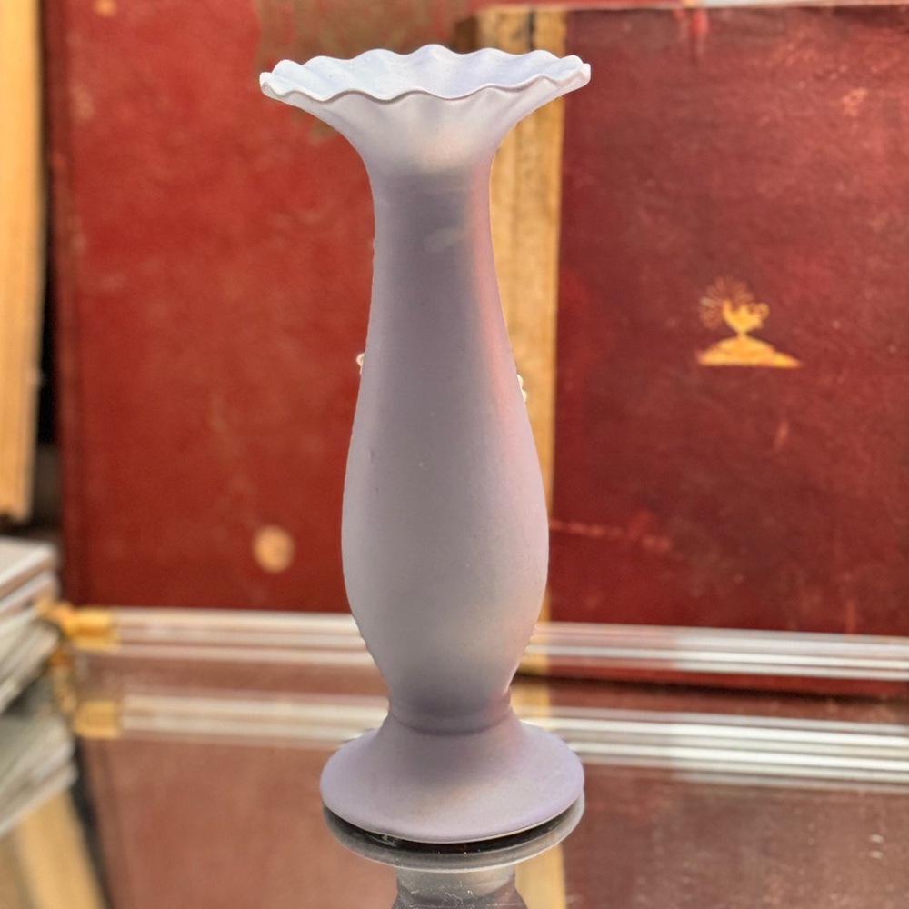 Vintage Lefton Porcelain Blue Bud Vase White Flowers Made In Japan - Picture 3 of 10